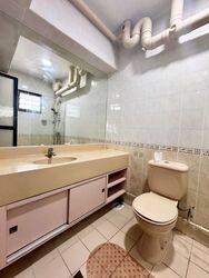 Blk 202A Compassvale South Gate (Sengkang), HDB Executive #450321171